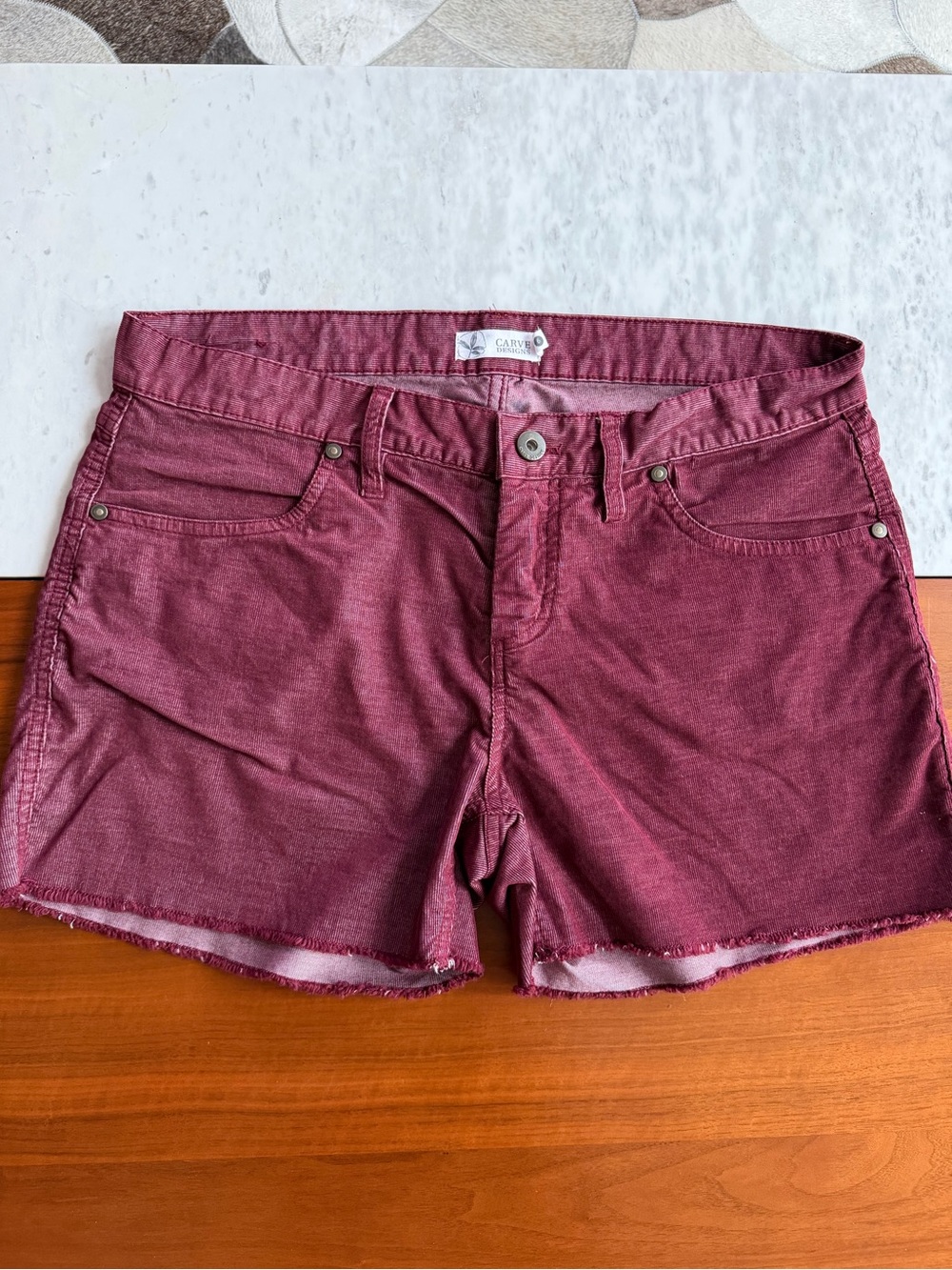 Carve Designs burgundy corduroy shorts sz 6. Frayed Hem!